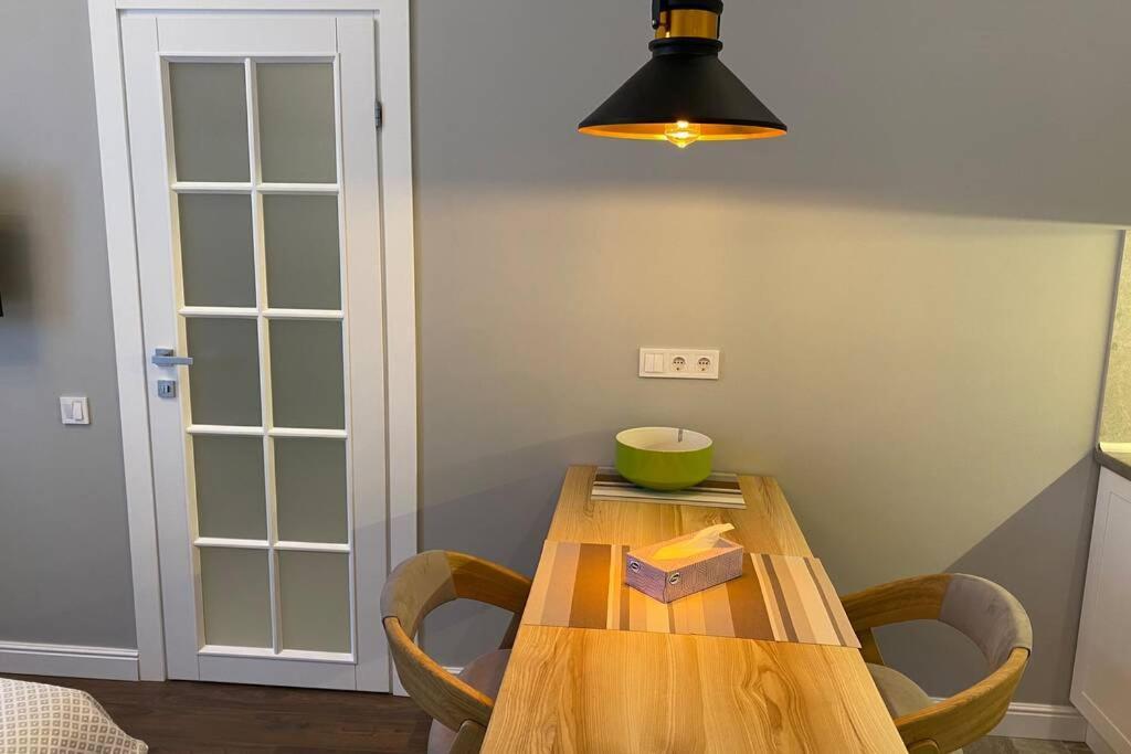 Hidden Gem With Its Own Private Entry At Lypky Apartment Киев Екстериор снимка