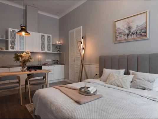 Hidden Gem With Its Own Private Entry At Lypky Apartment Киев Екстериор снимка